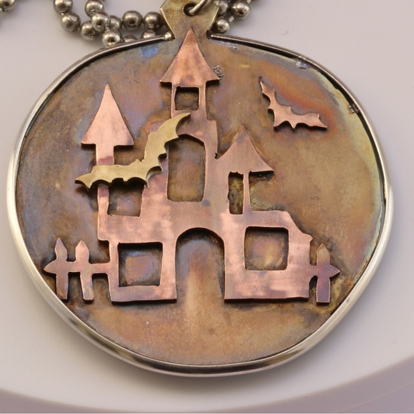 Jewelry - Halloween Haunted House Necklace.